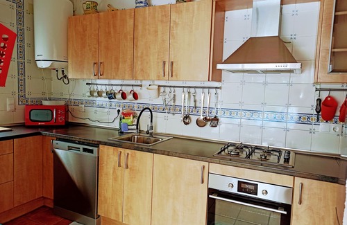 Les Tres Cales Ski Chalet | Discover Casa Mediterránea: Perfect for Families & Pets