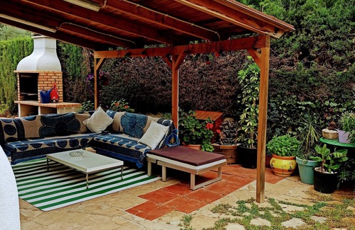 Les Tres Cales Ski Chalet | Discover Casa Mediterránea: Perfect for Families & Pets