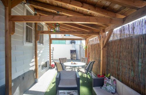Castejon House | Casa Melchor: Family-Friendly Escape with Top Ratings