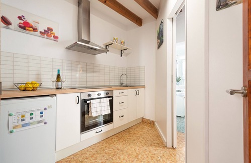 Pollensa House | Couple's Retreat at CASA MERCAT in Pollença with Free WiFi