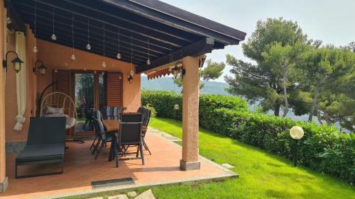 Merea House | Pet-Friendly Casa Merea 16: Rated 8/10 for Family Fun