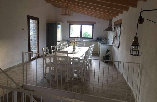 Pujalt House | Experience Casa Mestres - La Botiga: 10/10 Guest Rated Retreat