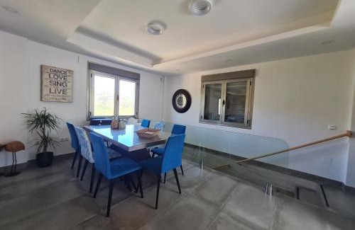 Colmenar Bed & Breakfast | Oceanfront Casa Metaverdi: Guest Rated 9.6/10