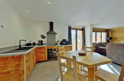 Aiguilles Apartment | CASA-Mezan, appartement cosy 2 chambres