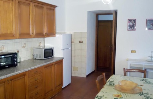 Castelnuovo di Garfagnana House | Budget-Friendly CASA MIA: 9/10 Guest Rated with Great Amenities