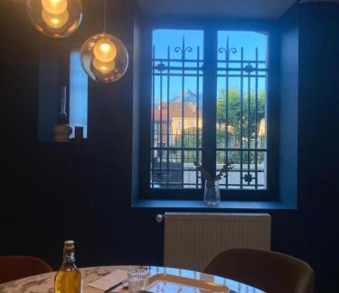 Aspet Bed & Breakfast | Relaxing Retreat at Casa Miasto with Spa & Hot Tub Access