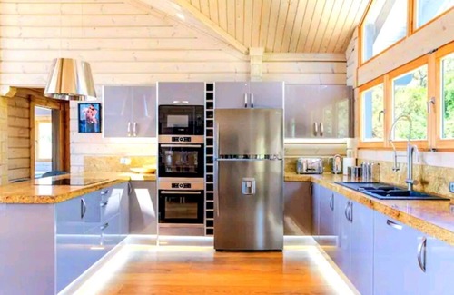 Tarifa Villa | Discover Casa Micheal Tarifa: Oceanfront Villa Retreat