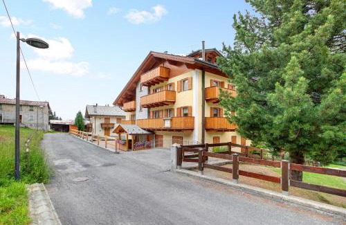 Santa Caterina Valfurva Apartment | Casa Michela Mansarda: Family and Pet Friendly Retreat
