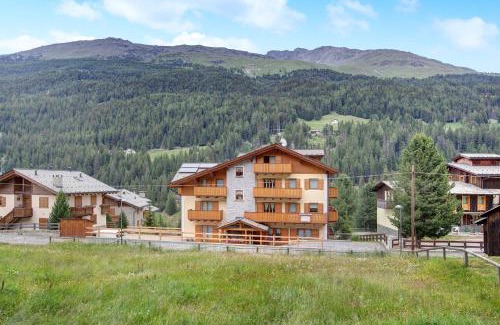 Santa Caterina Valfurva Apartment | Charming Casa Michela: Pet & Child Friendly Getaway