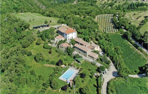 Pieve di Chio House | Inviting Stay at Casa Michele with Pool & Family Fun
