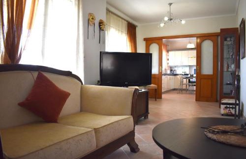 Sozopolis Apartment | Family-Friendly Getaway at Casa Milady, Sozopolis