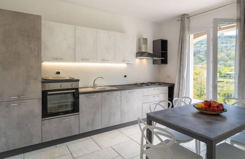 Pontedassio Apartment | Relax at Casa Mimosa: Oceanfront Retreat with Pool
