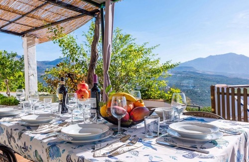 Periana Villa | Casa Mina Periana: Top-Rated Retreat with Private Pool & Spa