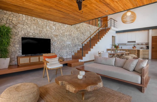 Carmen Villa | Casa Mirame - Ocean View Villa with Pool & Spa in Santa Teresa