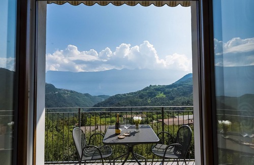 Voiandes House | Relax at Casa Miramonti: Guest Rated 10/10 with Breakfast