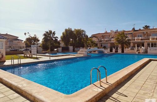 Quesada House | Exceptional Casa Miramar with Oceanfront Pool and Views