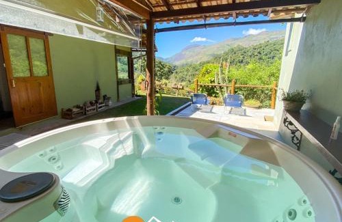 Araras House | Exquisite Casa Mirante do Prata with Ocean View & Spa
