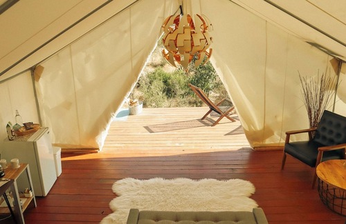 San Antonio de las Minas RV Rental | Unforgettable Casa Misiones Glamping with Spa & Pet Friendly