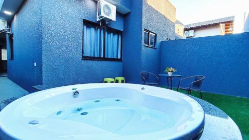 Foz do Iguacu House | Modern Casa with OFURO near the Falls and Argentina