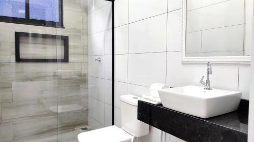 Foz do Iguacu House | Modern Casa with OFURO near the Falls and Argentina