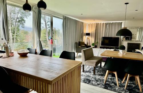 Correntoso Cabin | Modern Forest Retreat with Breakfast & Pet-Friendly Stays