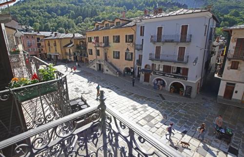 Limone Piemonte Apartment | Discover Casa Molinari: Guest Rated 9/10 Excellence