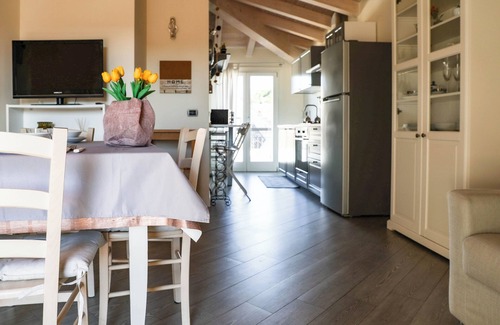 Lonato del Garda Apartment | Casa Monia - Two Bedroom Apartment, Sleeps 3