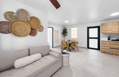 Santurce Villa | Casa Monseñor Apt 1 | Boho Apt W/Balcony