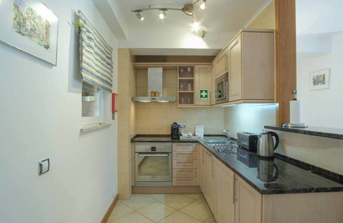 Funchal Apartment | Explore Casa Monte Cristo - Plum Apartment with Oceanfront Bliss