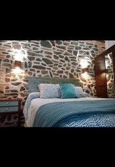 Cazalla De La Sierra House | Child-Friendly Retreat at Casa Monte Los Peñasquitos