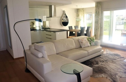 Ascona Apartment | Modern Ground Floor Apartment in Ascona - Rated 9.8/10