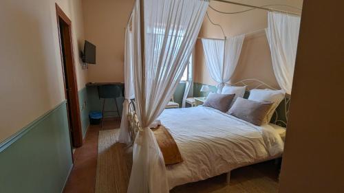 Centro Hotel | Family-Friendly Stays at Casa Monte Victoria