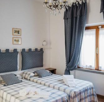 Bobolino House | Delightful Casa Montecuccoli: Pet-Friendly Retreat with Pool