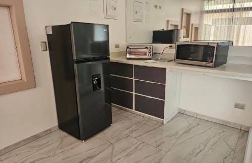 Naranjito Apartment | Casa Mooreski Naranjito Apartment sleeps 4