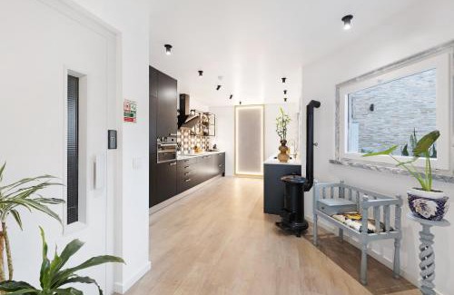 Cascais House | Eco-Friendly Casa Mourato with Pool & Pet Welcome