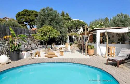 Saint-Henri House | Discover Casa Moz: Poolside Bliss & Family-Friendly Fun