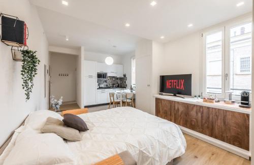 San Faustino-Madonnina-Quattroville Apartment | Comfort Meets Modernity at Casa MULiNO - Family and Pet Friendly