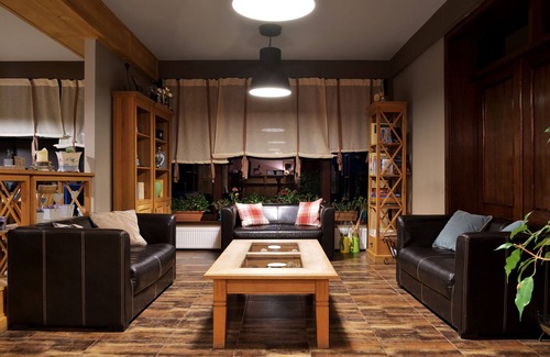 Moeciu de Sus Hotel | Family-Friendly Retreat at Casa Muntelui Fundata