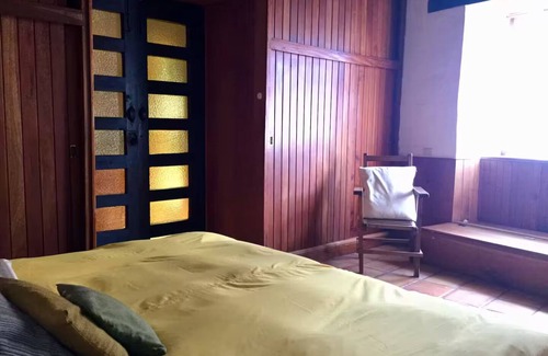 Del Cerrillo Bed & Breakfast | casa Frida - Centrally located cabin near market