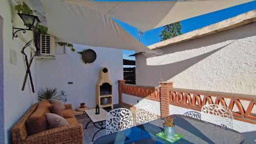 Nechite House | Cozy Holiday Home for 8 in Válor, Andalusia with Pool