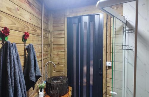 Apiai Other | Kid-Friendly Casa na Árvore - Chalé Quemeninho Awaits