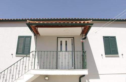 Arcos de Valdevez Apartment | Pet and Child Friendly Stay at Casa na Aldeia 2ºAndar