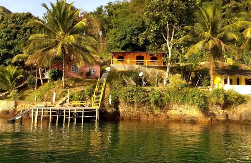 Ilha Grande House | Beautiful Casa Na Ilha Grande with Oceanfront Views