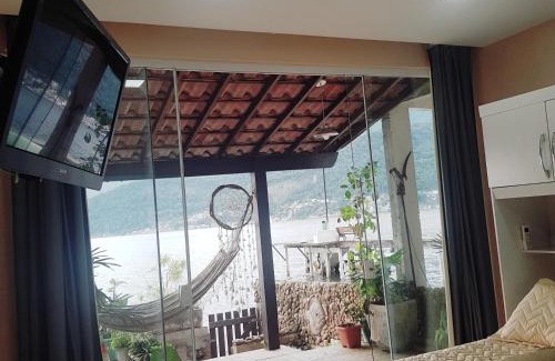 Mangaratiba House | Idyllic Casa na Ilha Jardim with Private Beach Access