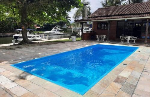 Marina House | Experience Casa Marina Guarujá: 4-Star Oceanfront Retreat