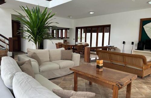 Riviera de Sao Lourenco House | Relaxing Getaway at Casa na Praia Riviera de São Lourenço