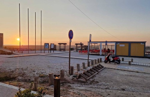 Sao Pedro da Cadeira House | Casa Na Praia: Nature's Harmony Just 45 Minutes from Lisbon