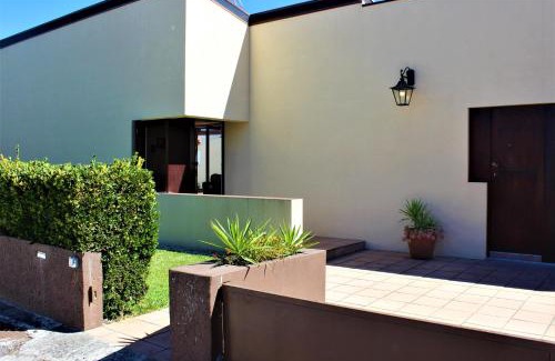 Esmoriz House | Beachfront Casa na Praia with Pool & Ocean View - Rated 9.1