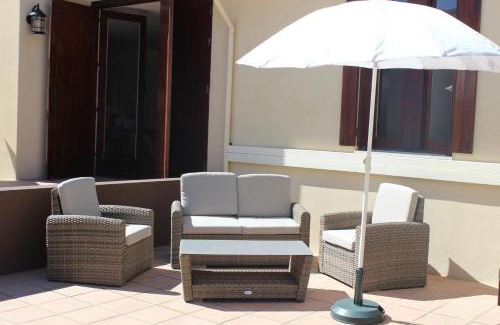 Esmoriz House | Beachfront Casa na Praia with Pool & Ocean View - Rated 9.1