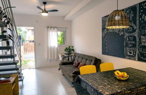 Campeche Sul House | Oceanfront Casa na Praia do Campeche - Rated 9/10!